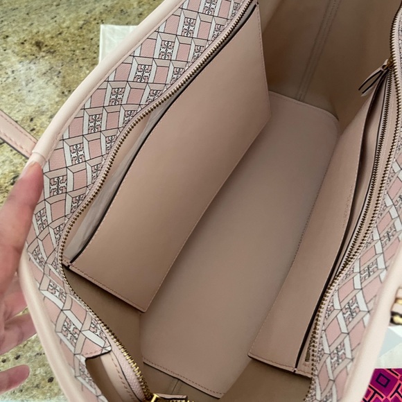 New Tory Burch geo logo targe zip tote - Picture 5 of 10